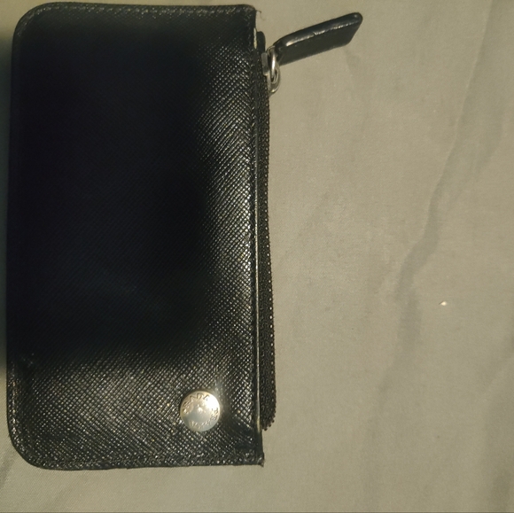 💕PRICE DROP TODAY PRADA💕 CHANGE PURSE 👛 - Picture 9 of 10